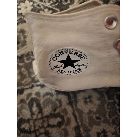 Converse Chuck Taylor Tennis Shoes. Womens Size 8. White With Pink Shoelaces... - Picture 5 of 9